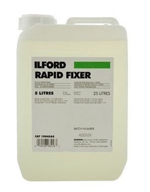 Filmiņas attīstīšanas ķimikālijas Ilford Fixer, caurspīdīga