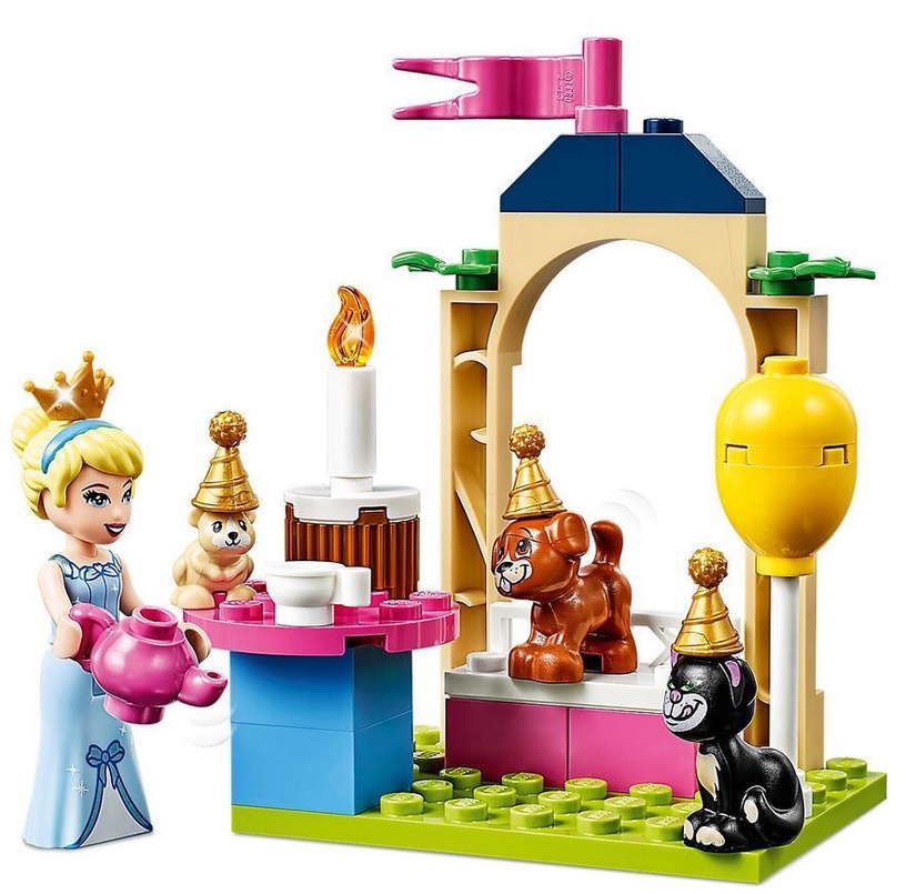 Konstruktor LEGO Disney Princess Pidustused Tuhkatriinu lossis 43178, 168 tk