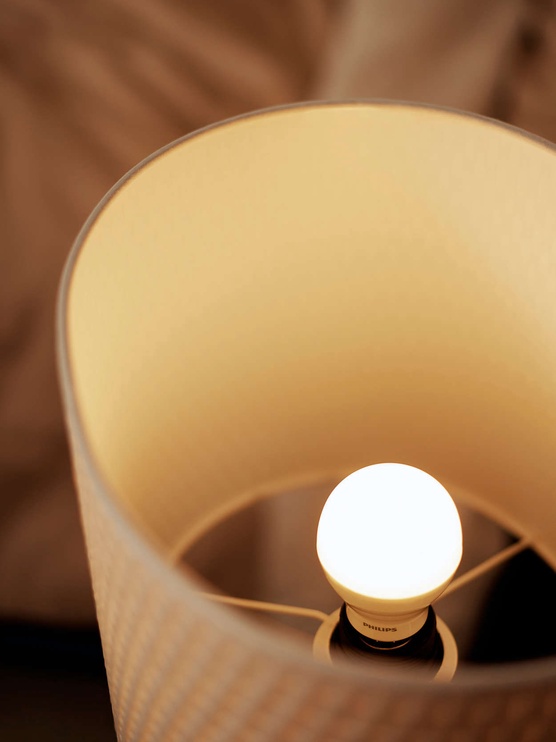 Lemputė Philips LED, A55, šiltai balta, E14, 5.5 W, 470 lm