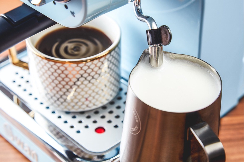 Кофеварка Swan Retro Pump Espresso