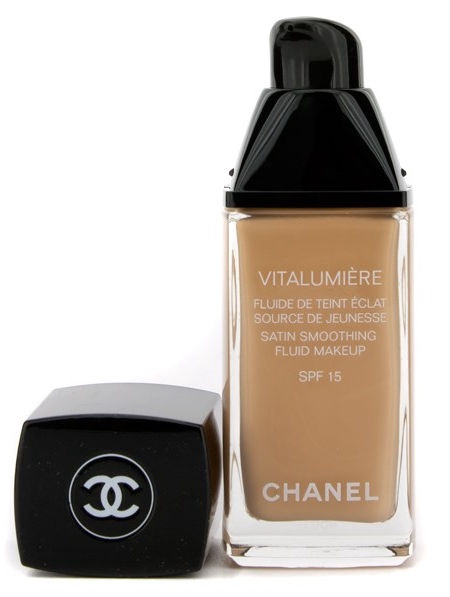 chanel vitalumiere satin smoothing fluid makeup