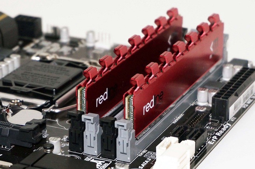 Operatyvioji atmintis (RAM) Mushkin Enhanced Redline, DDR4, 16 GB, 3200 MHz