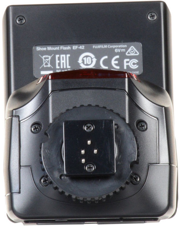 Вспышка Fujifilm EF-42, 64 мм x 102 мм x 116 мм