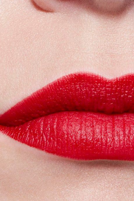 chanel signature red lipstick