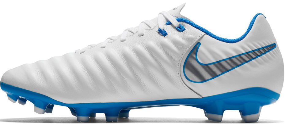 nike tiempo legend 42