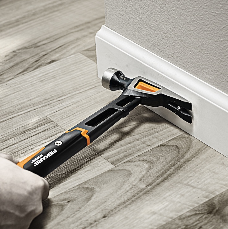 Молоток Fiskars 1020213, 820 г