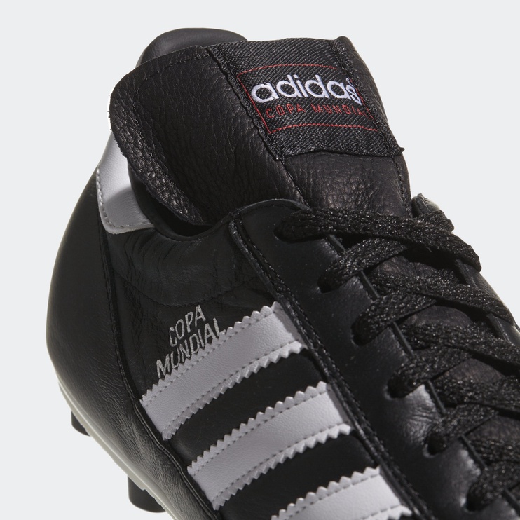 Futbolo bateliai Adidas, 44