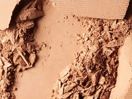 Kompakts pulveris Mac Studio Fix, 15 g
