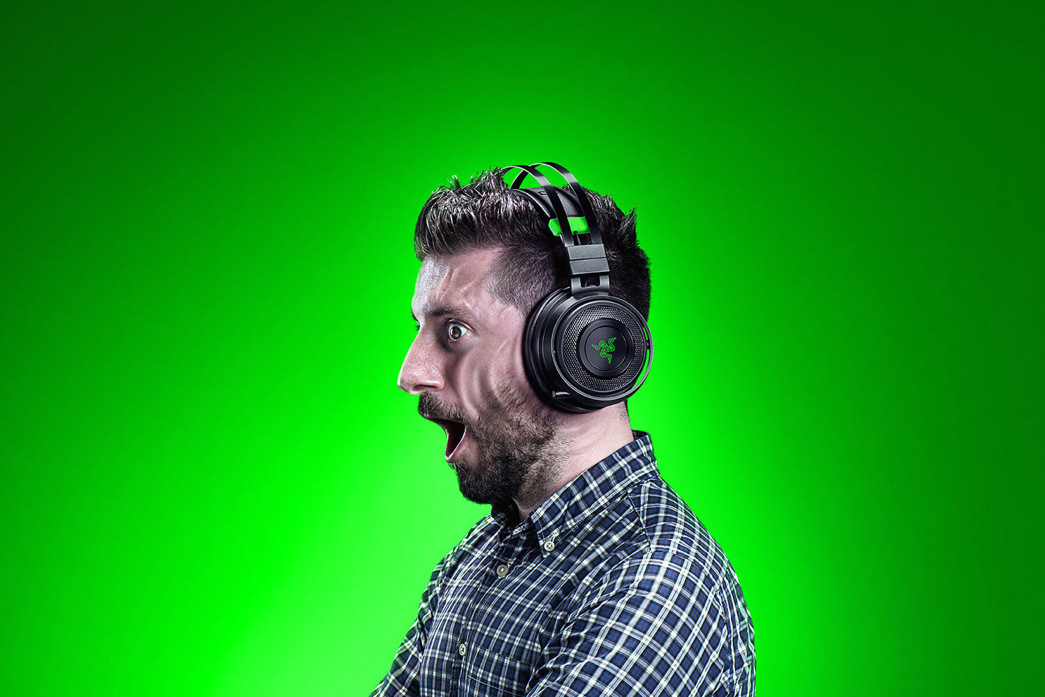 razer nari ultimate kaina