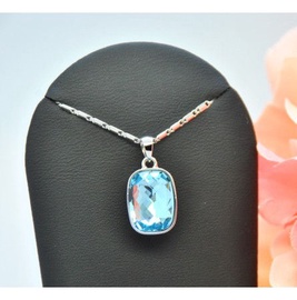 Vincento Pendant with Swarovski Elements Classical Baguette VP-3000