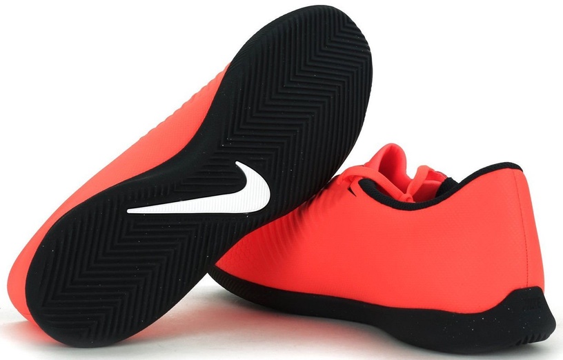 Futbolo bateliai Nike Phantom VNM, 45.5