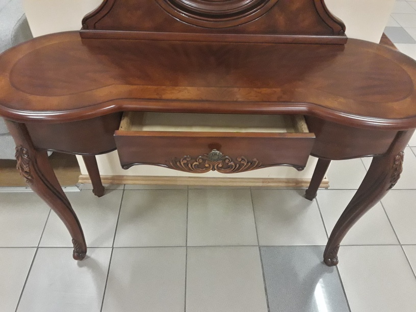 Столик-косметичка MN MN 1175011, коричневый, 125 см x 45 см x 180 см, с зеркалом