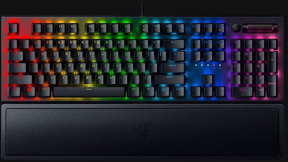 razer blackwidow chroma kaina