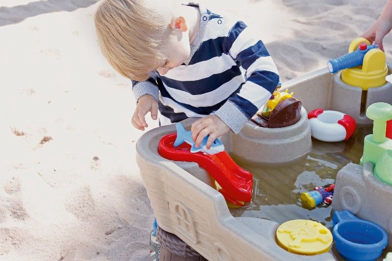 little tikes anchors away pirate ship