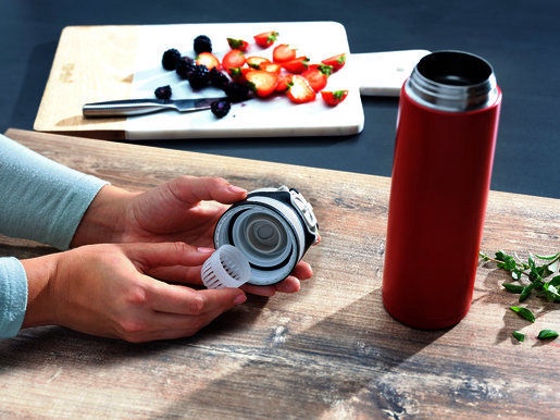 Termokrūze Leifheit Flip, 0.6 l, sarkana