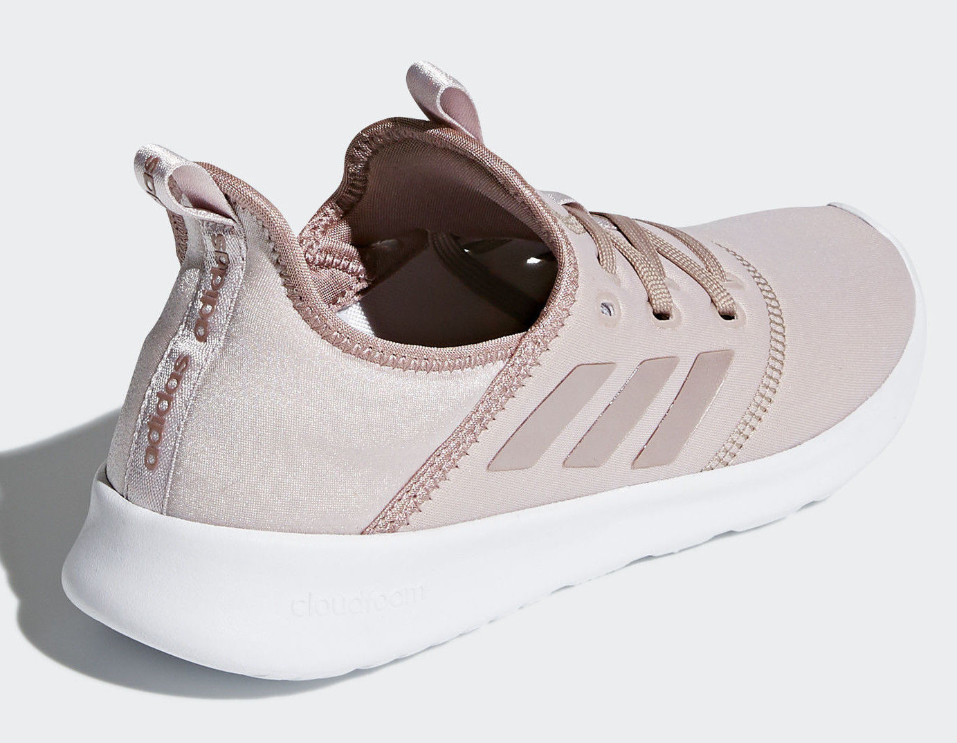 white cloud foam adidas