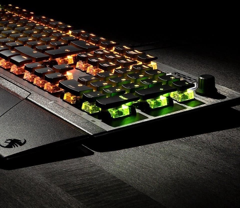 Klaviatūra Roccat Vulcan 121 AIMO Brown EN, juoda