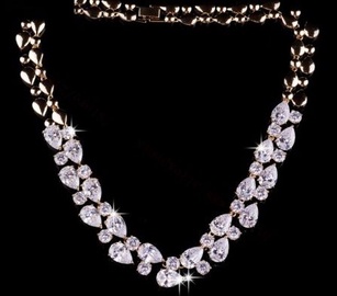 Vincento Necklace With Stellux Crystal PC-1130