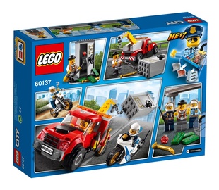 Konstruktor LEGO® City Tow Truck Trouble 60137 60137