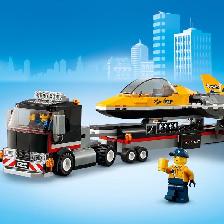 Konstruktorius LEGO City Aviacijos šventės reaktyvinio lėktuvo transporteris 60289, 281 vnt.