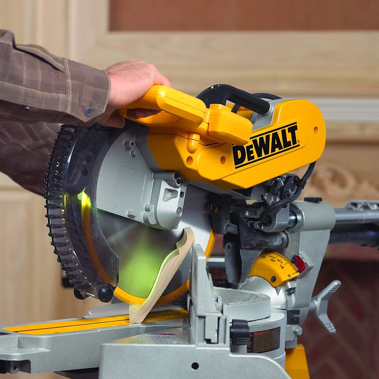 Торцовочная пила Dewalt DWS780-QS XPS, 1675 Вт, 305 мм