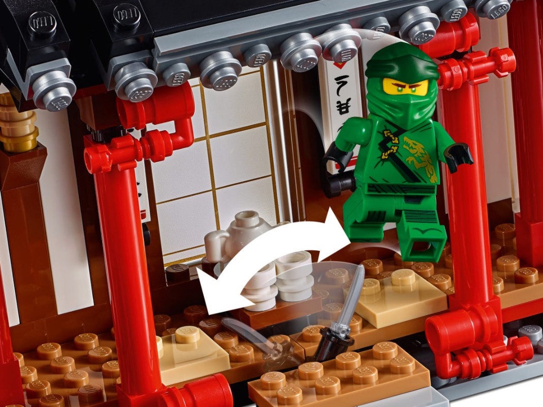 Lego ninjago legacy 70670 online