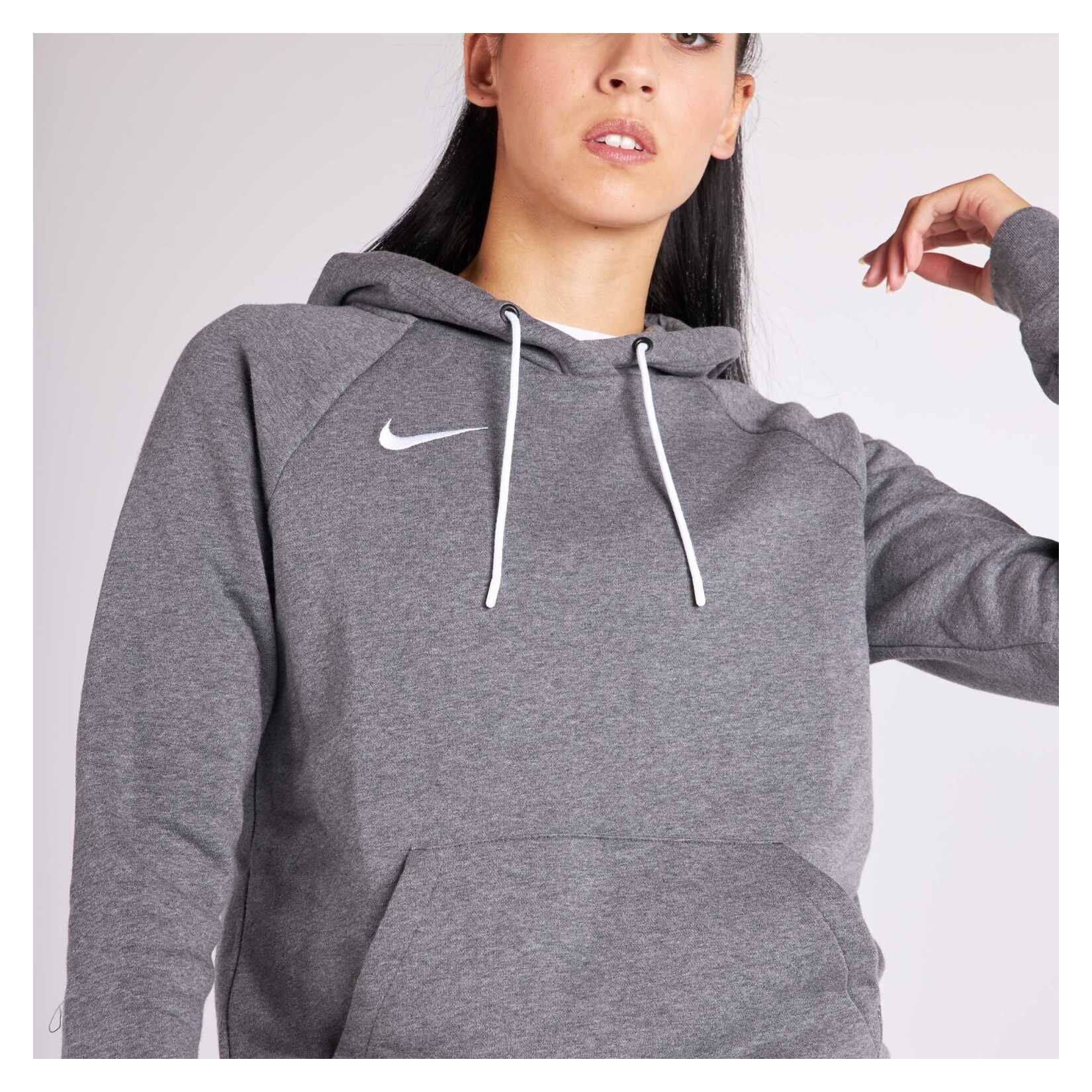 nike club hoodie xs