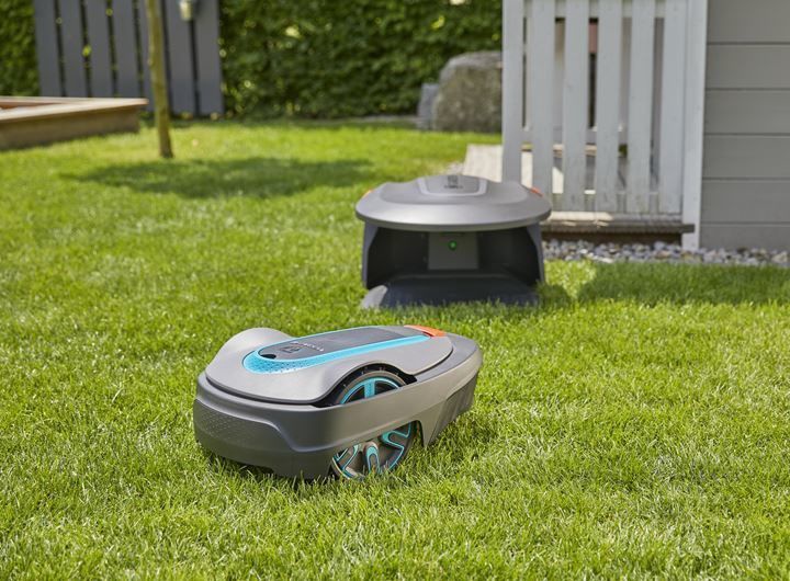 Garāža zāliena robotiem Gardena