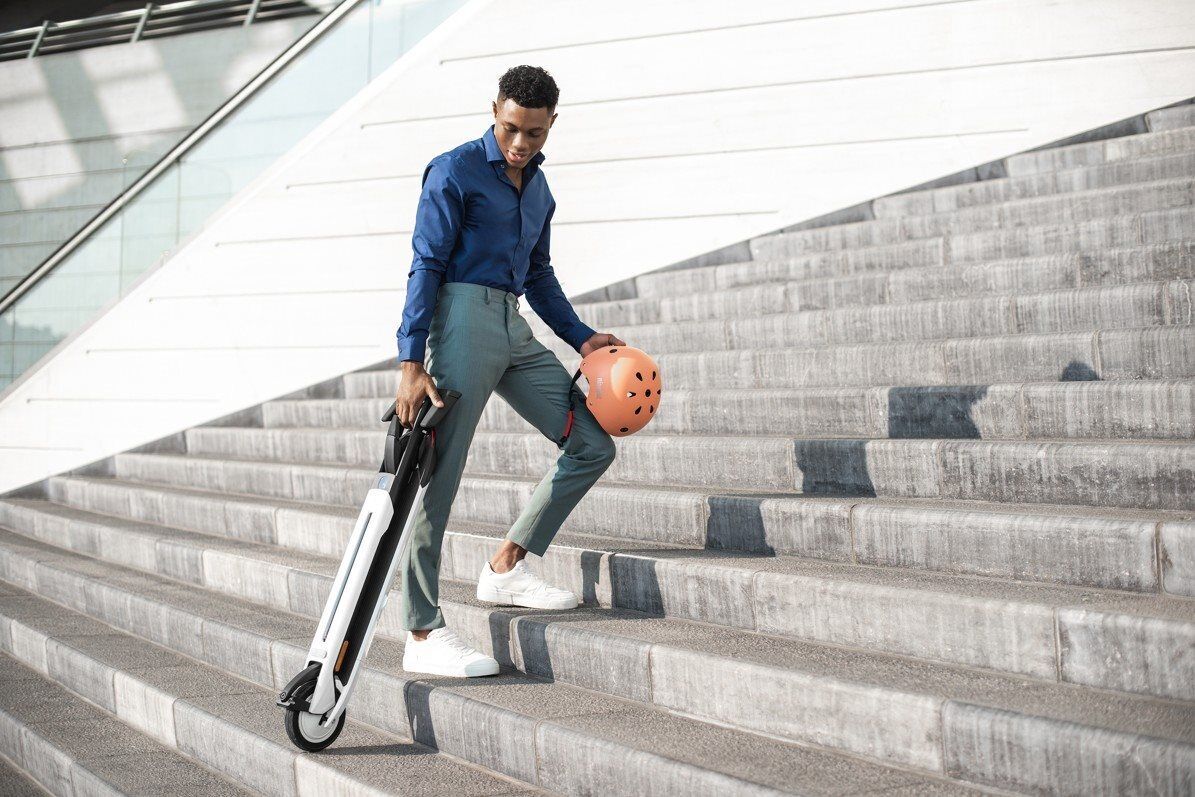 Elektrinis paspirtukas Ninebot by Segway KickScooter AIR T15E - Senukai.lt