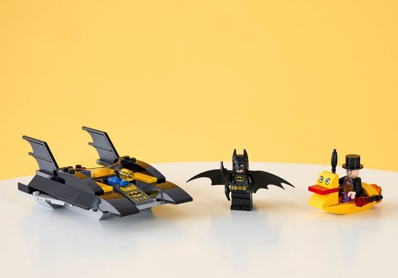 Конструктор LEGO DC BatmanTM Погоня за Пингвином на Бэткатере 76158