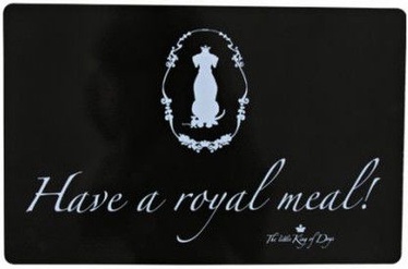 Trixie Have a Royal Meal