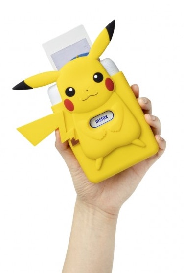 Портативный принтер Fujifilm Instax Mini Link For Nintendo Switch w/ Pikachu Silicone Case, белый/желтый