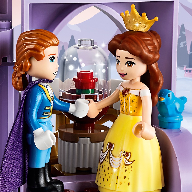 Konstruktor LEGO Disney Princess Talvepidustused Bella lossis 43180, 238 tk