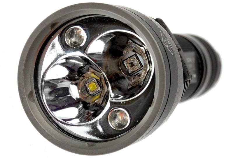 Карманный фонарик Nitecore C16, IPX8