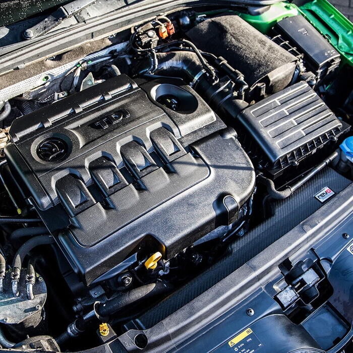 Средство для чистки автомобиля для двигателей Meguiars Engine Dressing, 0.47 л