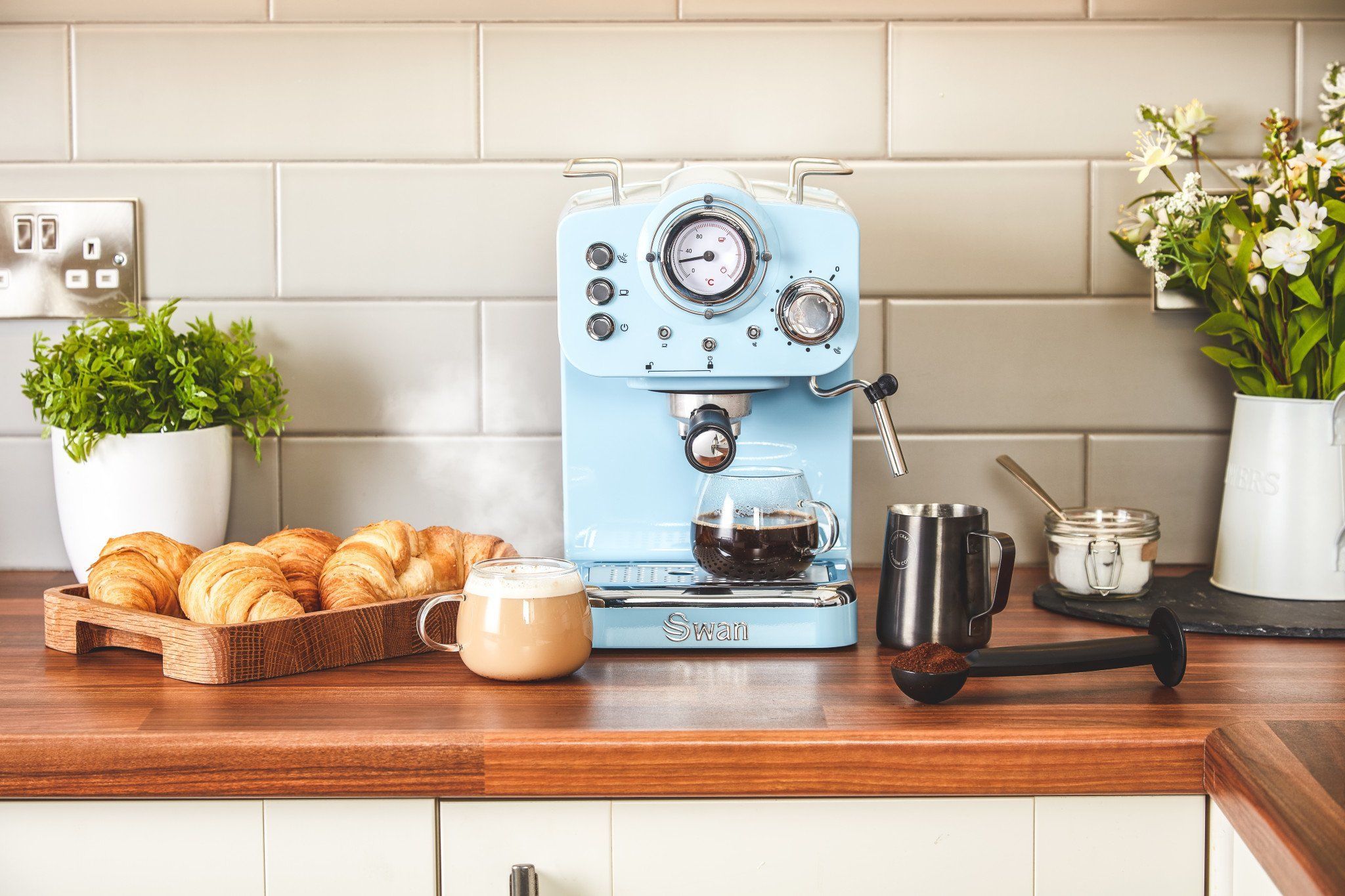 Swan Retro Pump Espresso - Krauta.ee