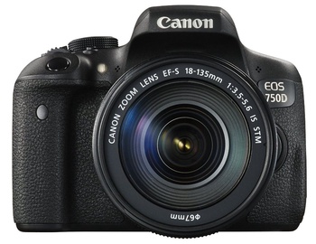 Canon EOS 750D 18-135mm IS